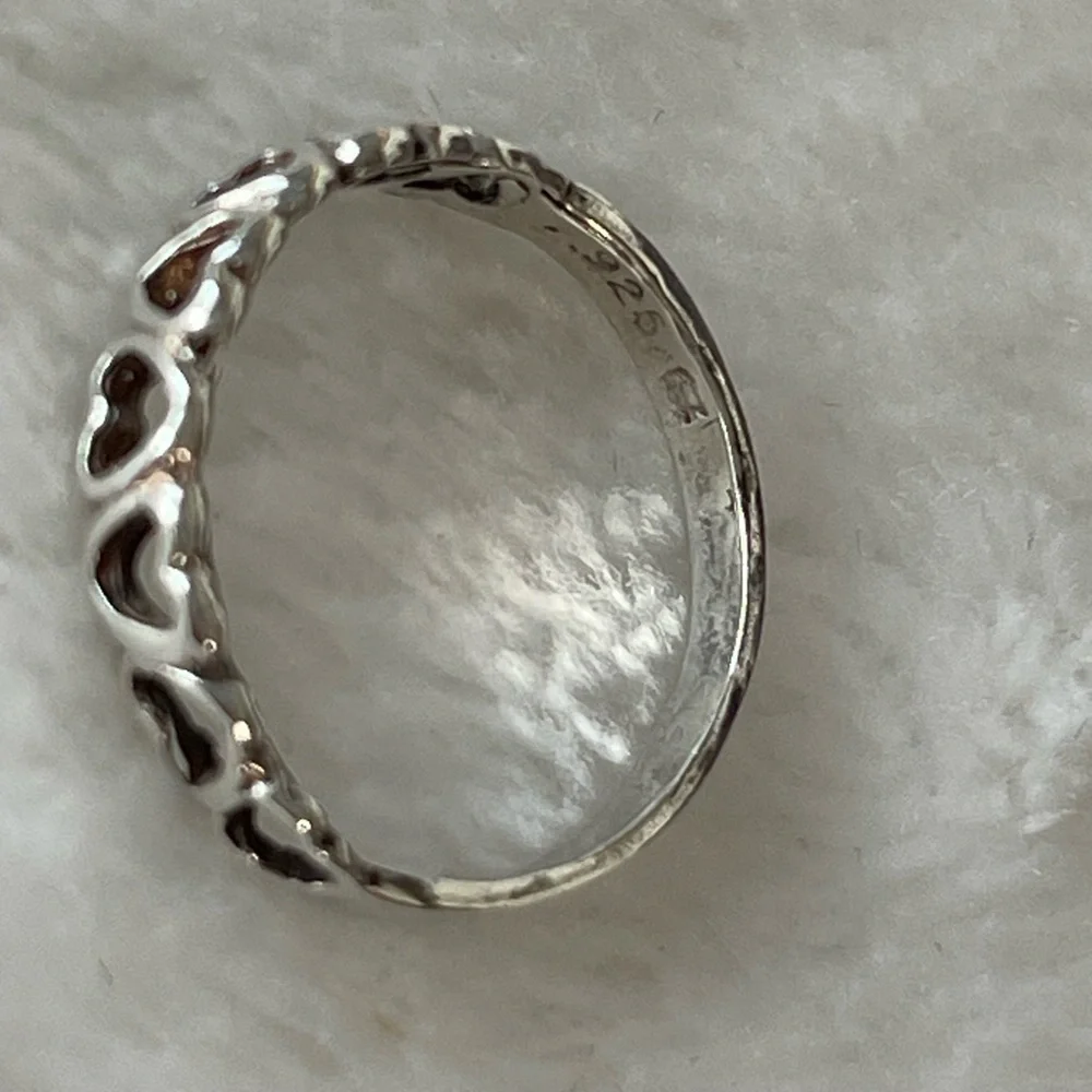 Vintage Open heart ring